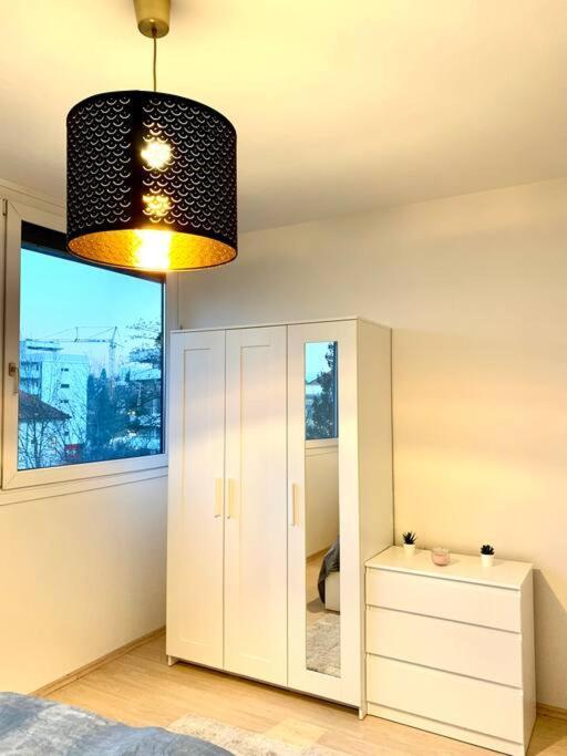 Charmante Wohnung In St. Peter. Graz Esterno foto